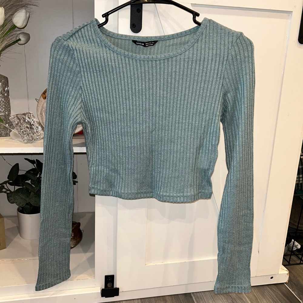 🌲Olive Green Crop Top🌲